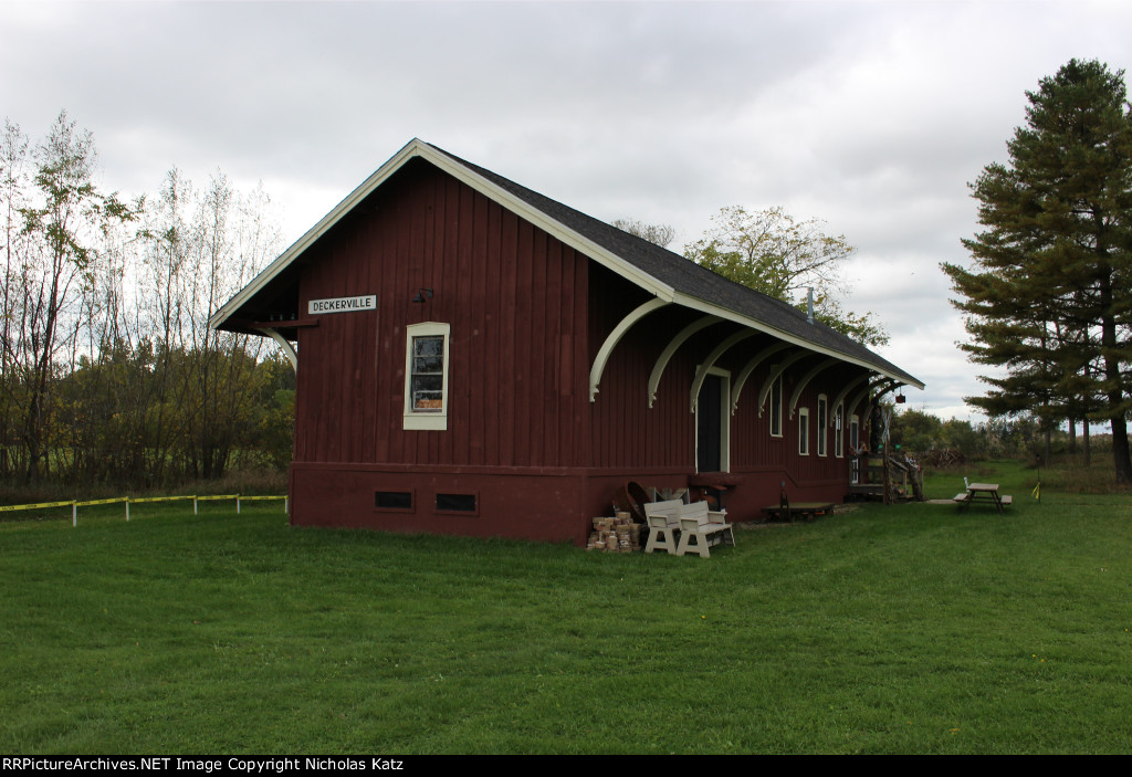 Deckerville PM Depot